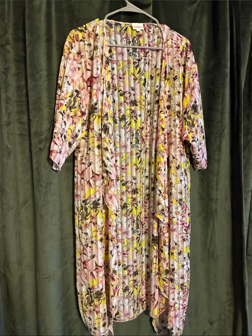 Pink floral kimono with elbow length sleeves